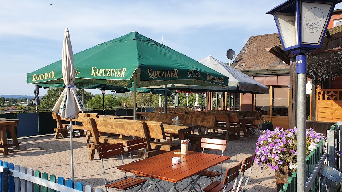 Gaststatte Elf Am Roderburg